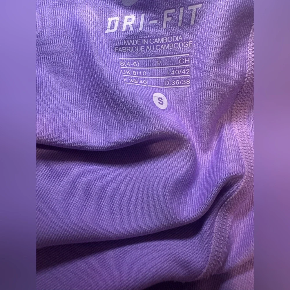 Nike Women's Light Purple Skort Skirt Size Small - Picture 5 of 5